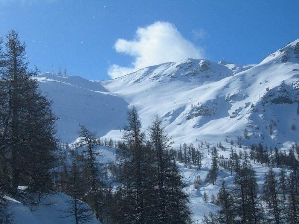 Olympic Mountains Hotel Cesana Torinese Exterior foto